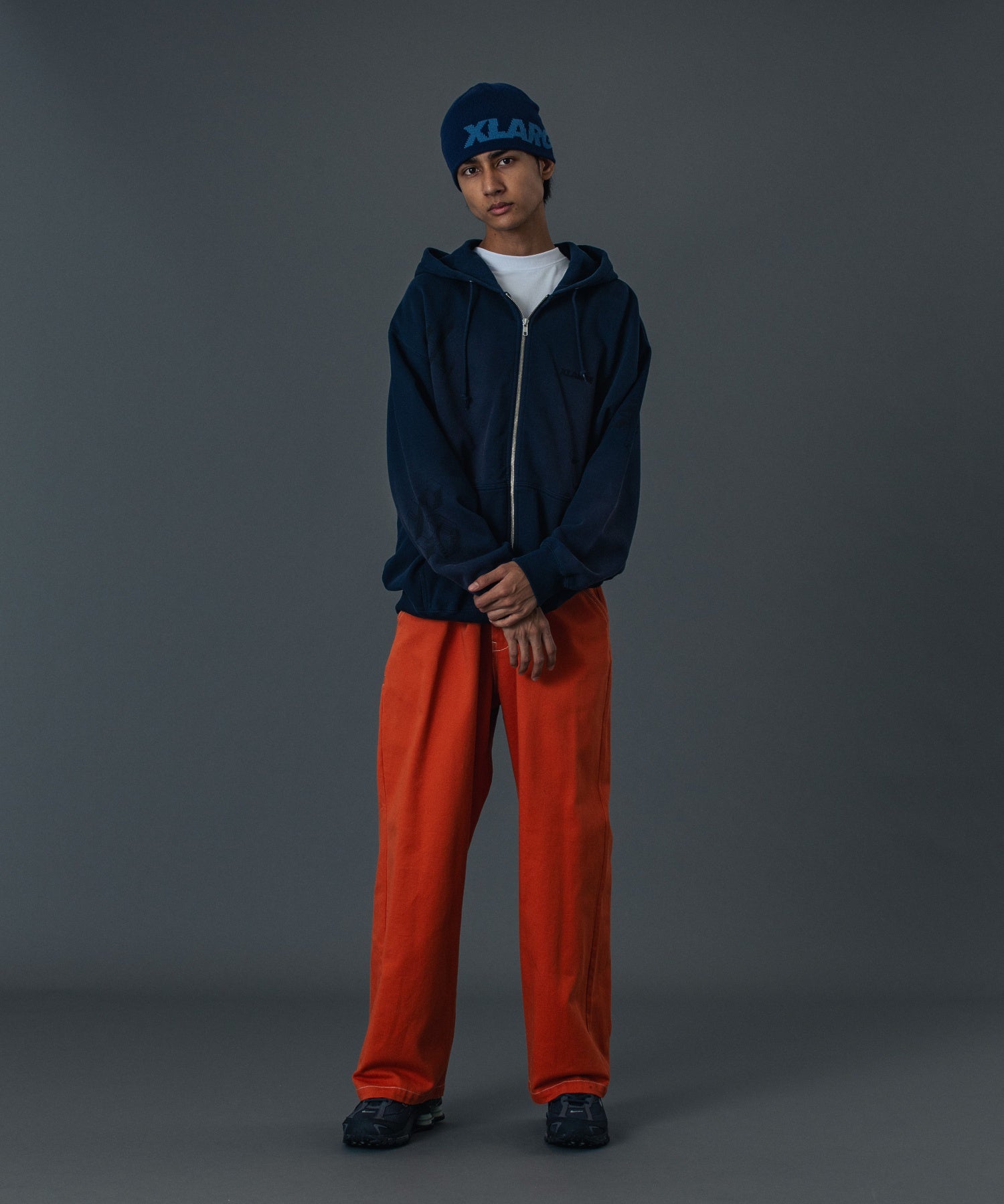 เสื้อฮู้ด XLARGE รุ่น GEOMETRIC ZIP UP HOODED SWEATSHIRT