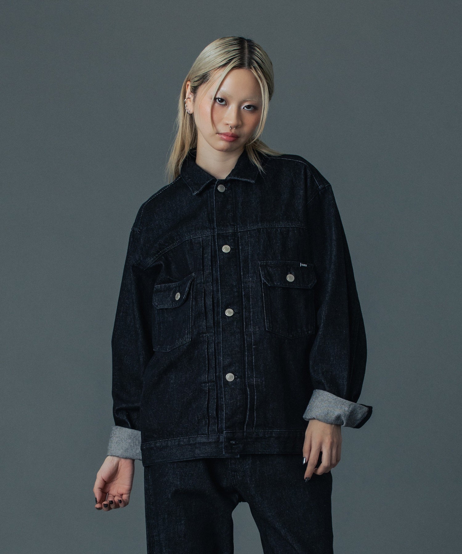 เสื้อแจ็คเก็ตผ้าเดนิม XLARGE รุ่น STAR LOGO DENIM JACKET