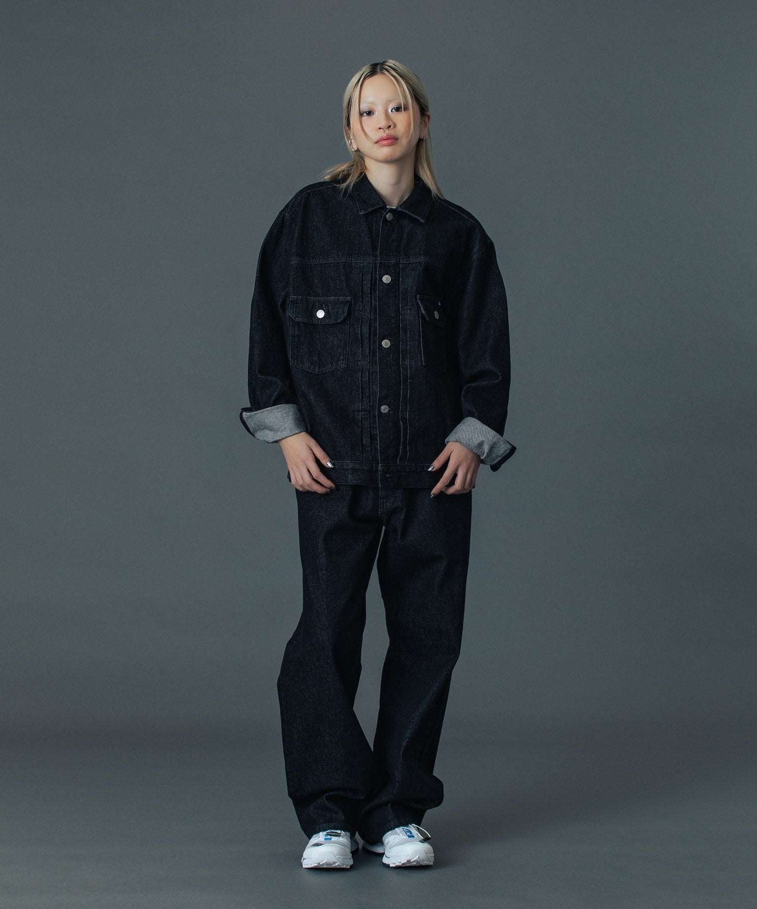 เสื้อแจ็คเก็ตผ้าเดนิม XLARGE รุ่น STAR LOGO DENIM JACKET