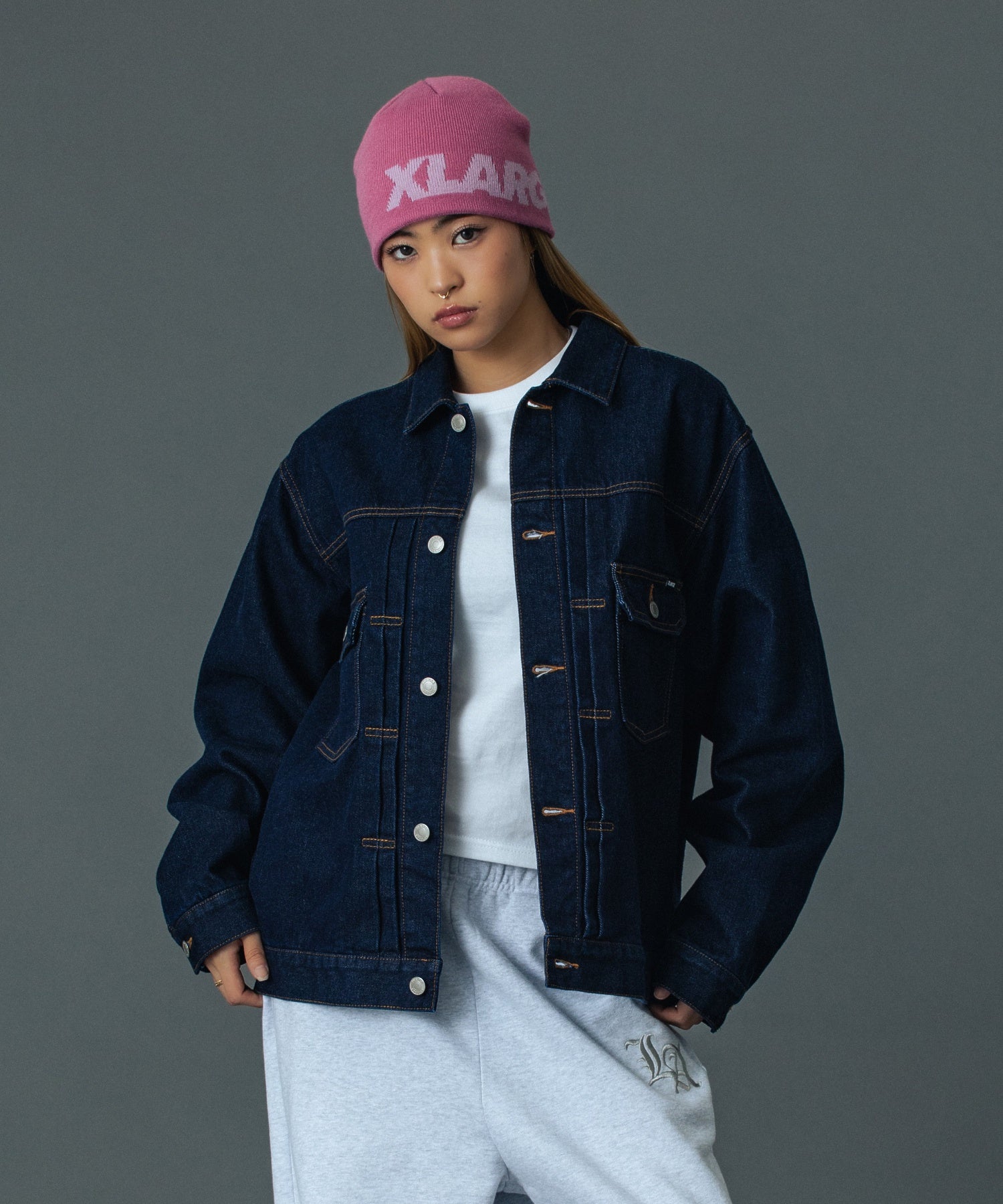 เสื้อแจ็คเก็ตผ้าเดนิม XLARGE รุ่น STAR LOGO DENIM JACKET