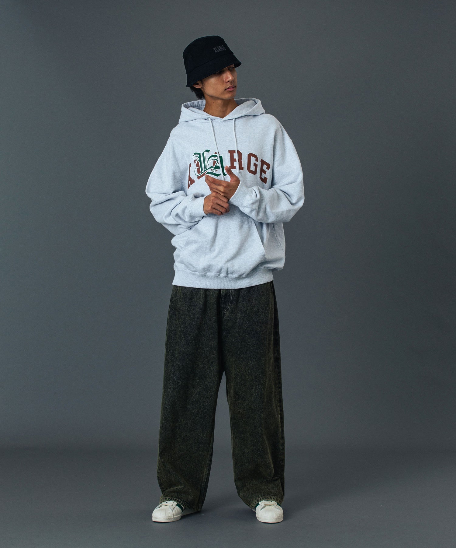 กางเกงยีนส์ผ้าเดนิม XLARGE รุ่น EMBOSSED DENIM PANTS