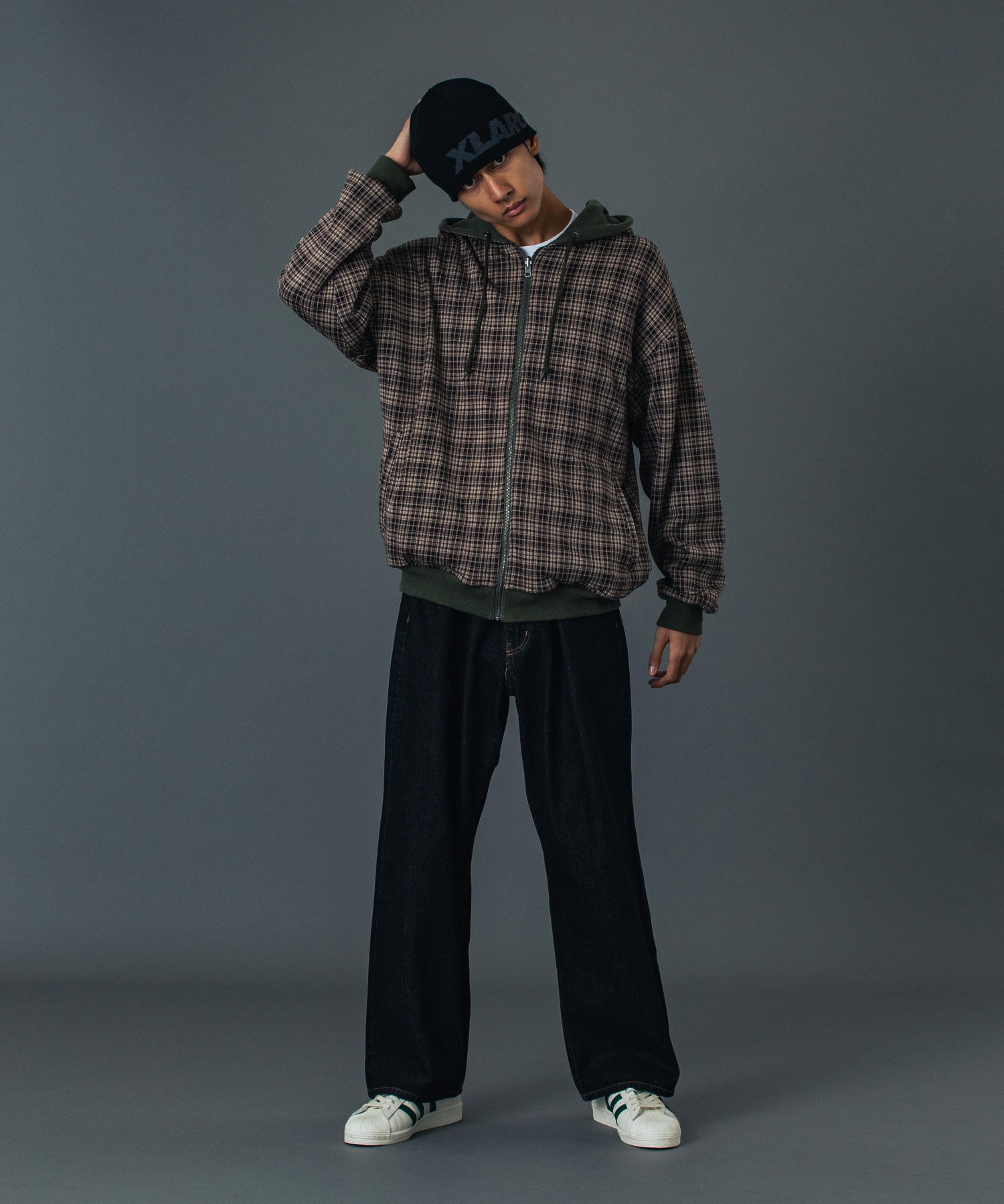 กางเกงยีนส์ผ้าเดนิม XLARGE รุ่น RAGE LOGO DENIM PANTS