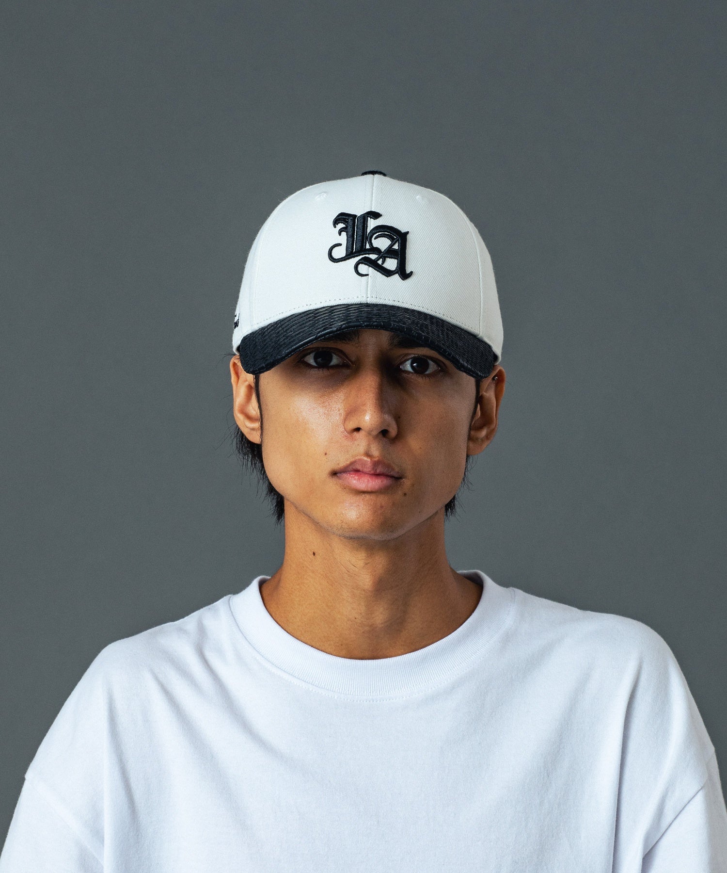 หมวก XLARGE รุ่น CROC OLD ENGLISH CAP