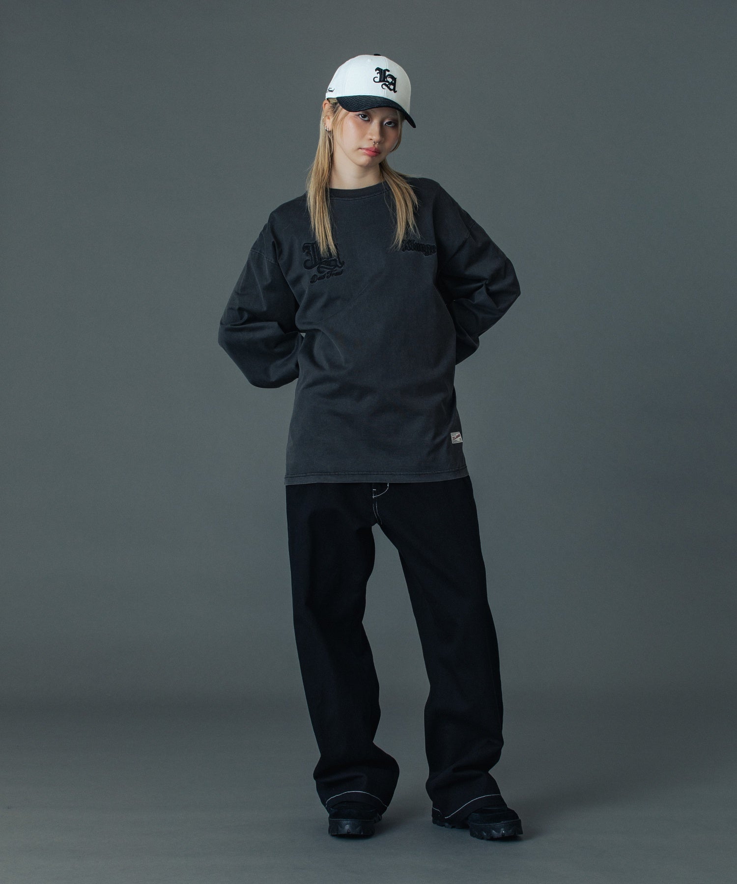 หมวก XLARGE รุ่น CROC OLD ENGLISH CAP