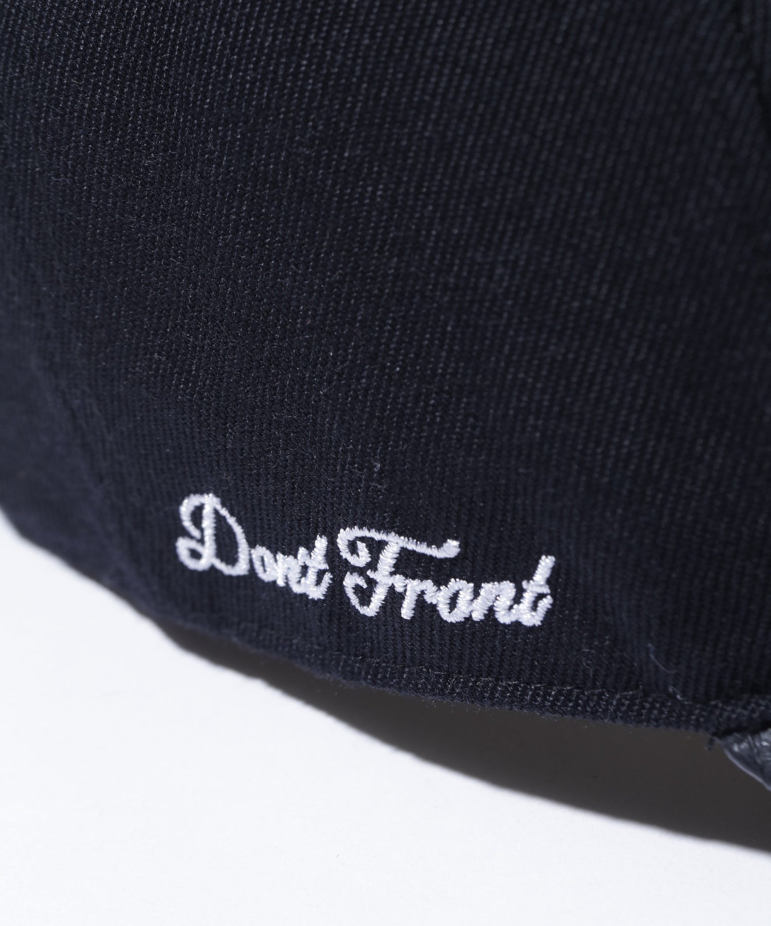 หมวก XLARGE รุ่น CROC OLD ENGLISH CAP