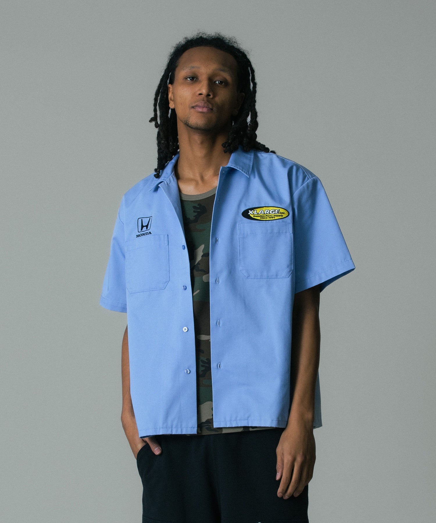 เสื้อเชิ้ตแขนสั้น XLARGE x Honda SHOWOFF S/S WORK SHIRT