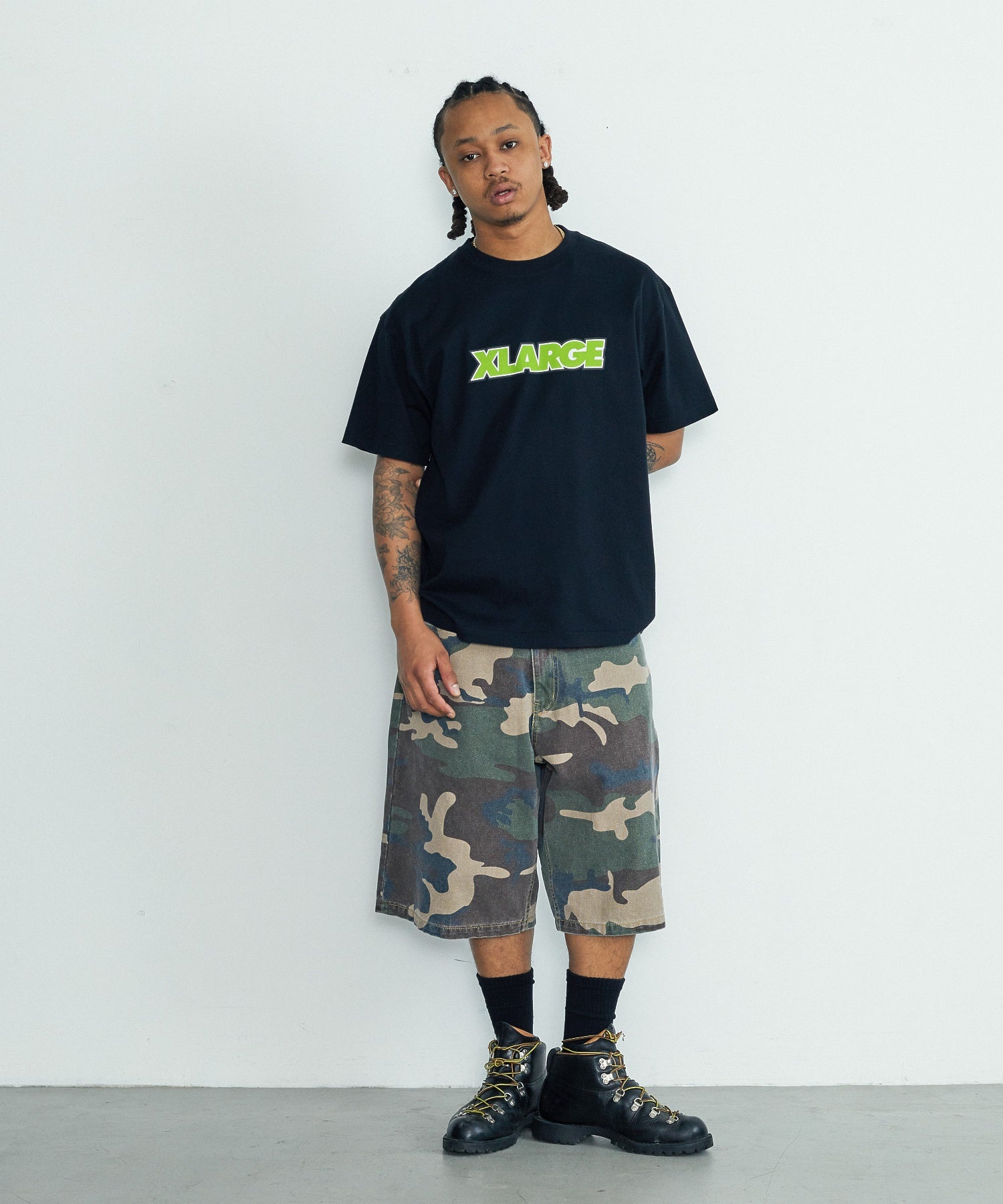 เสื้อยืดแขนสั้น Xlarge รุ่น STANDARD LOGO S/S TEE
