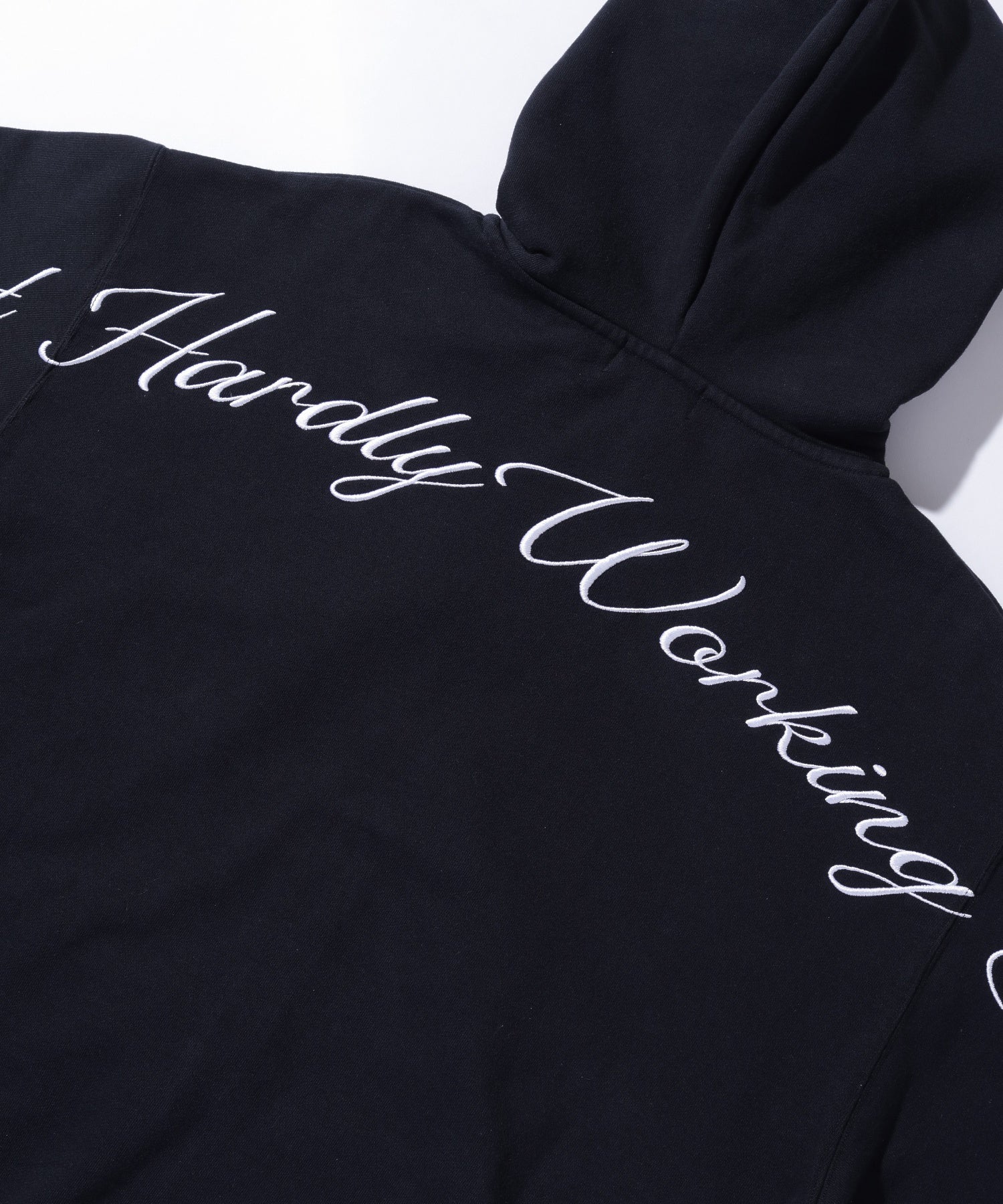 เสื้อฮู้ด Xlarge รุ่น CURSIVE ZIP UP HOODED SWEATSHIRT