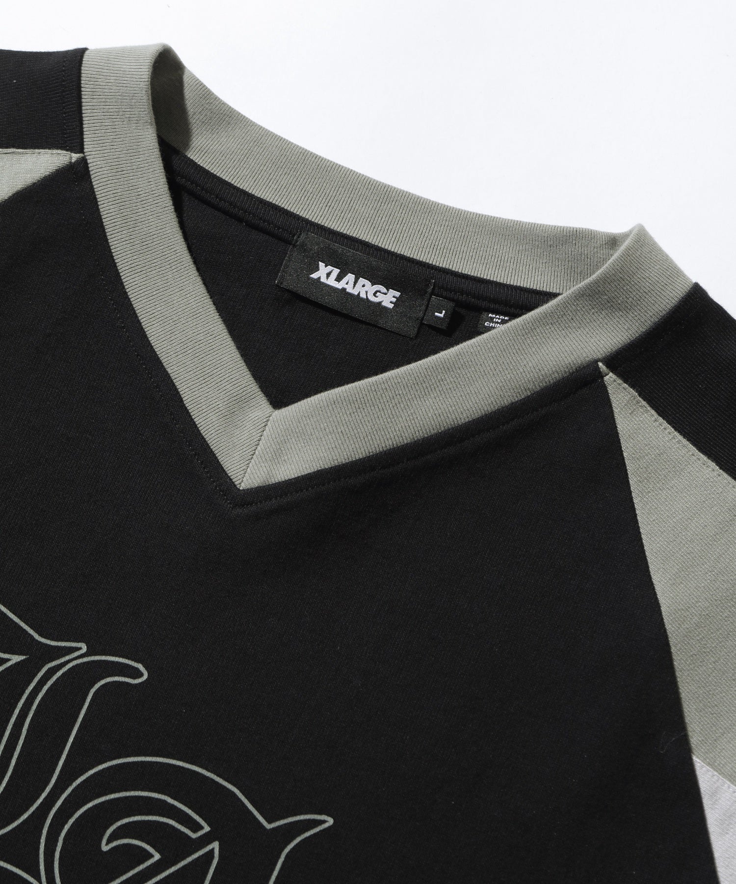 เสื้อแขนยาว Xlarge รุ่น LA FOOTBALL L/S SHIRT