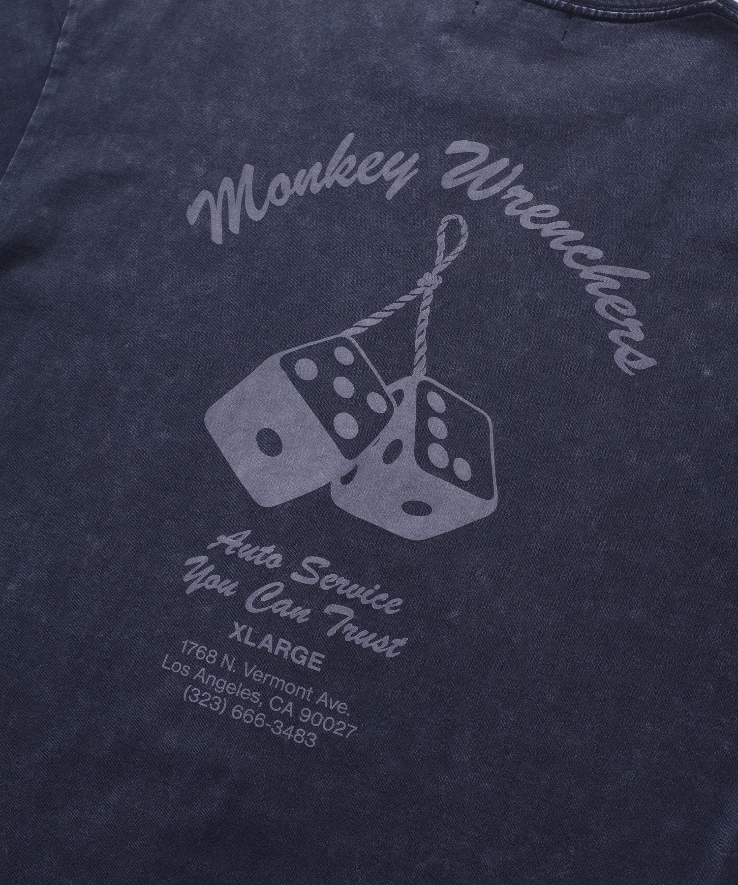 เสื้อยืดแขนสั้น XLARGE รุ่น Monkey Wrenchers S/S Tee