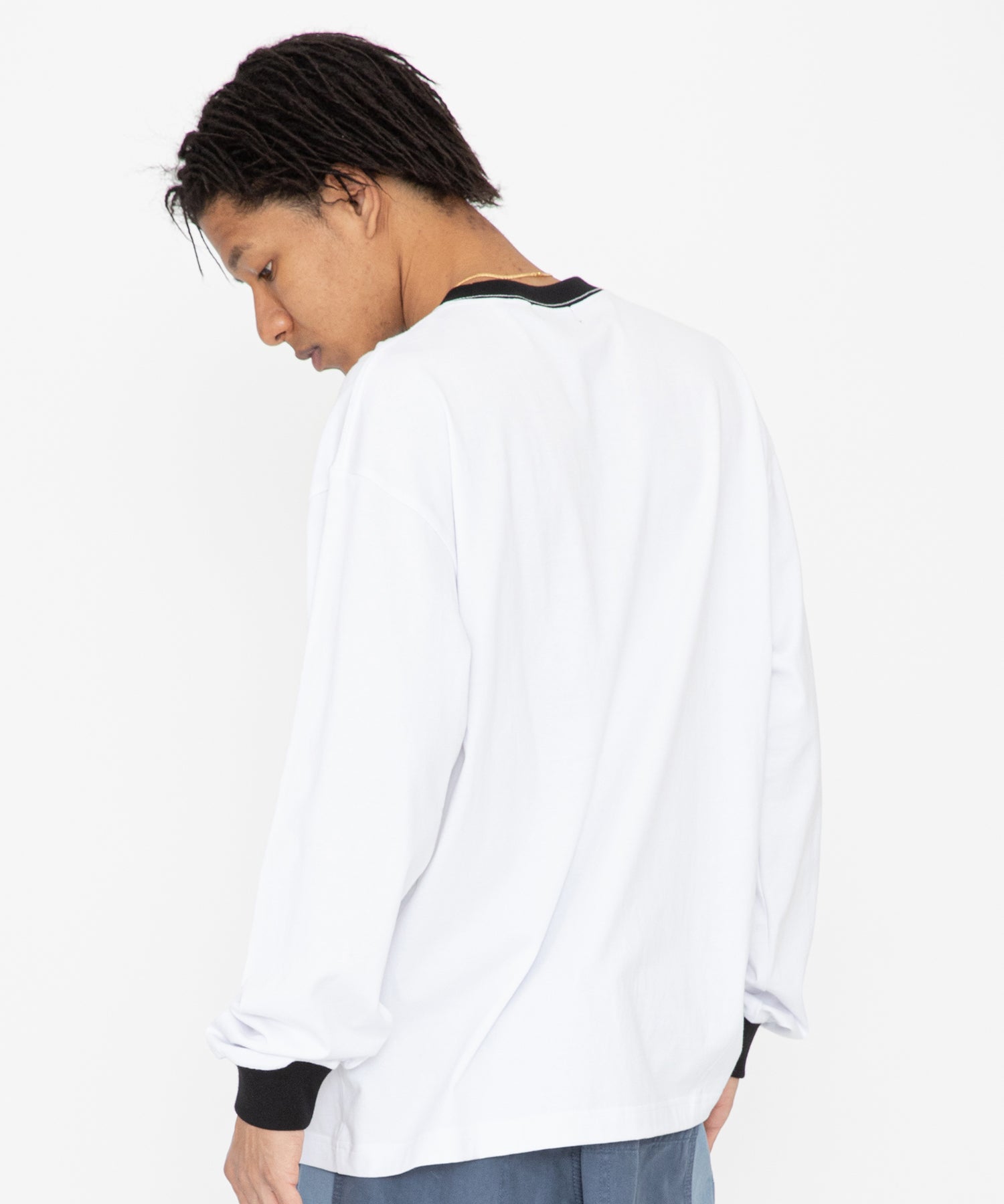 เสื้อยืดเเขนยาว XLARGE รุ่น Hockey Logo Ringer L/S Tee