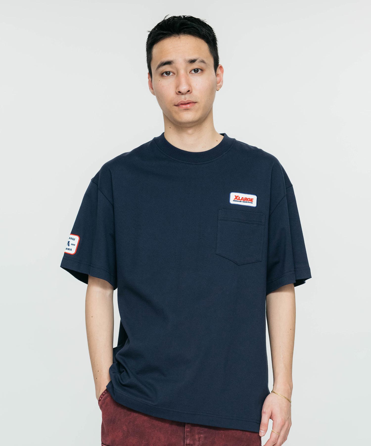 เสื้อยืดแขนสั้น XLARGE รุ่น Logo Patched S/S Pocket Tee