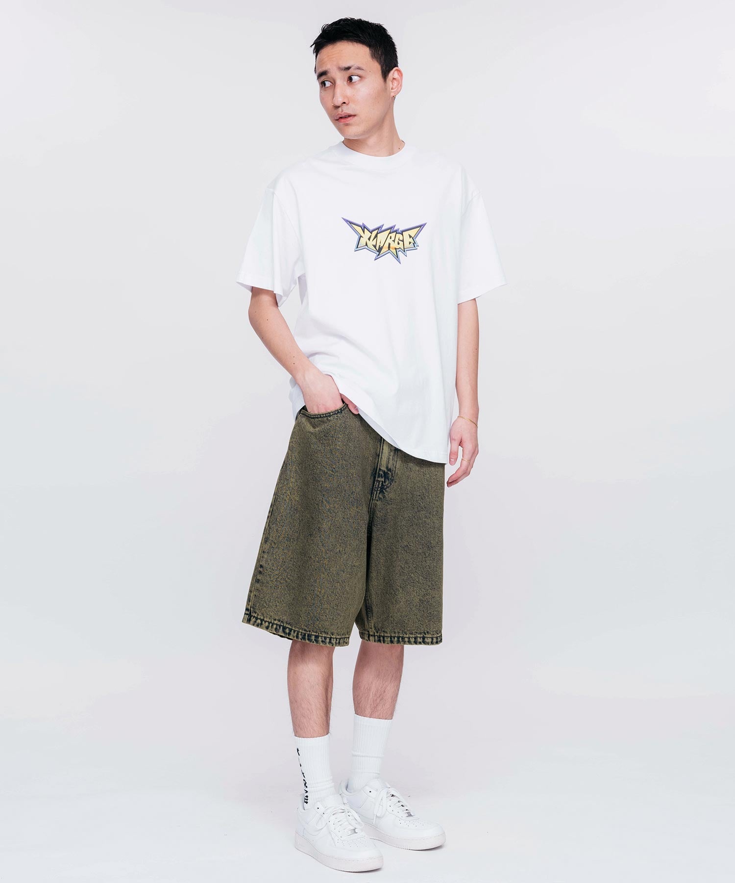เสื้อยืดแขนสั้น XLARGE รุ่น Burning Monster 1 S/S Tee