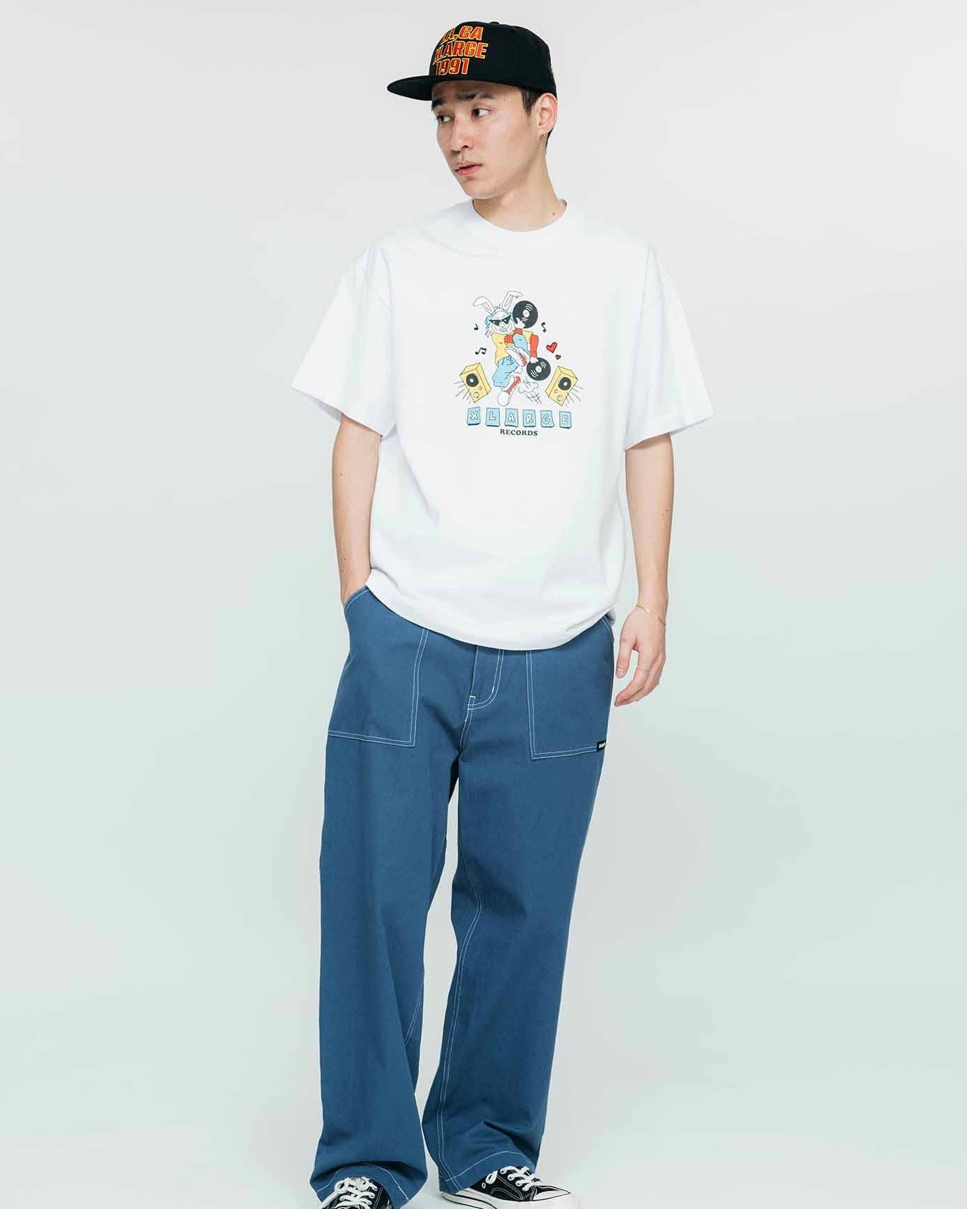 เสื้อยืดแขนสั้น XLARGE รุ่น Dancing Rabbit S/S Tee