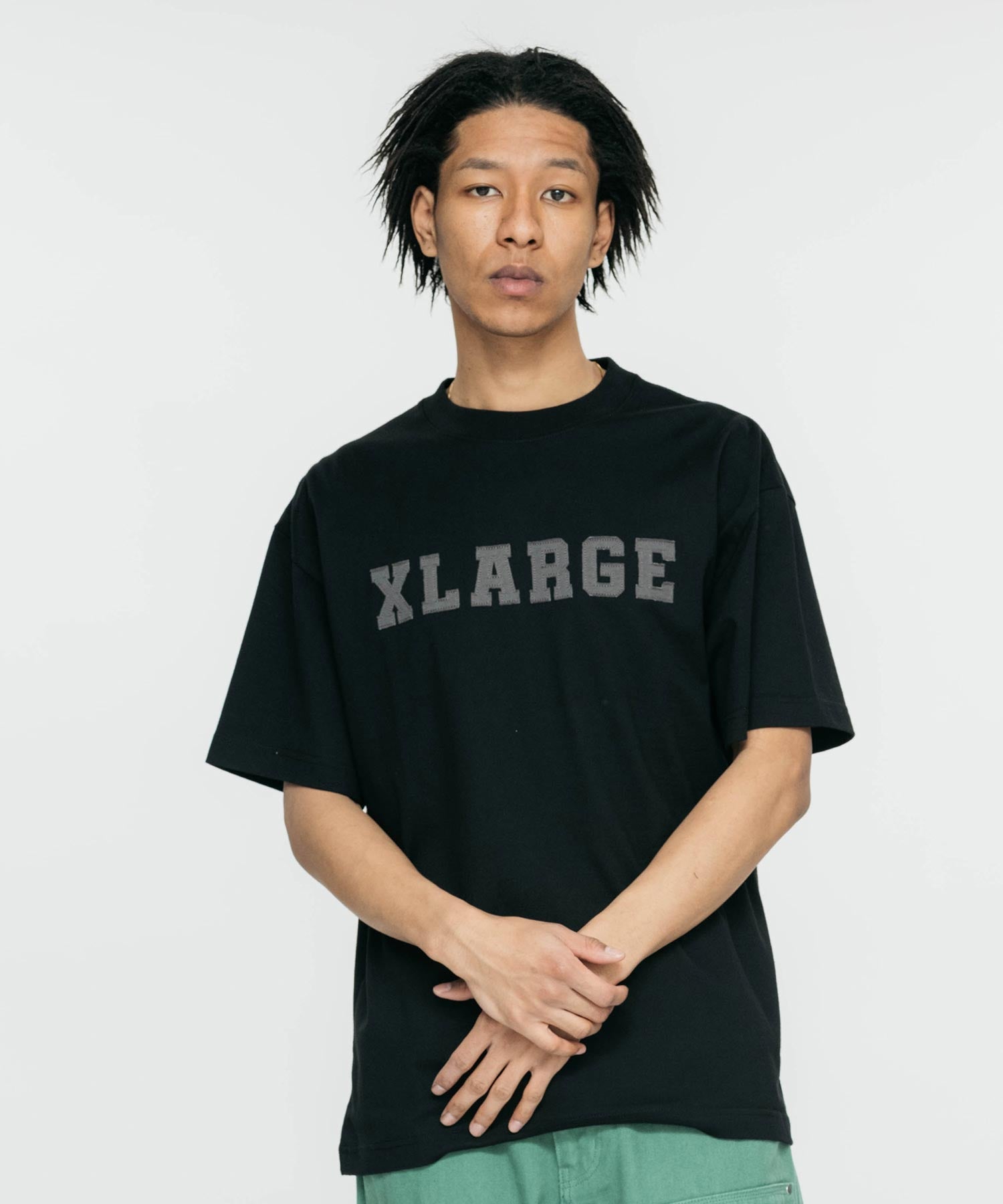 เสื้อยืดแขนสั้น XLARGE รุ่น Patched Logo S/S Tee