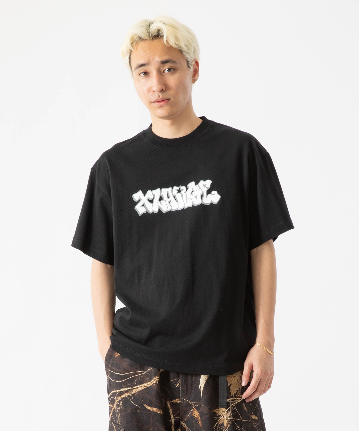เสื้อยืดแขนสั้น XLARGE รุ่น GRAFFITI S/S TEE