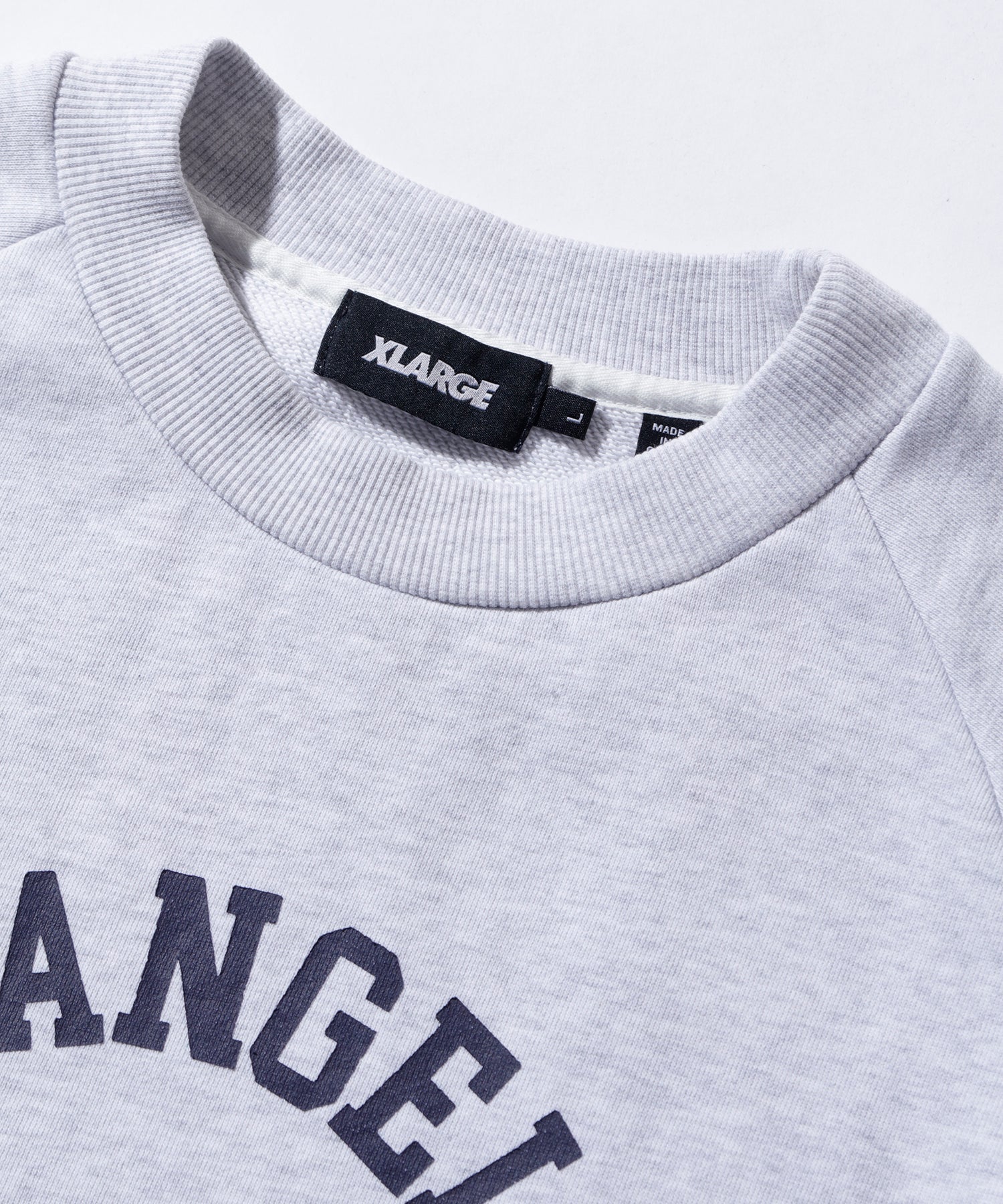เสื้อสเวตเตอร์ XLARGE รุ่น Hockey Logo S/S Crewneck Sweat