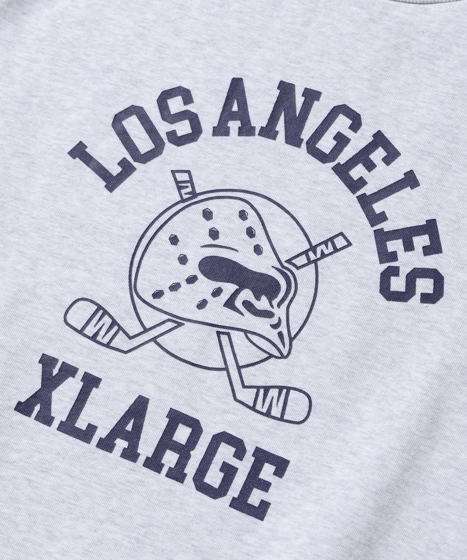 เสื้อสเวตเตอร์ XLARGE รุ่น Hockey Logo S/S Crewneck Sweat